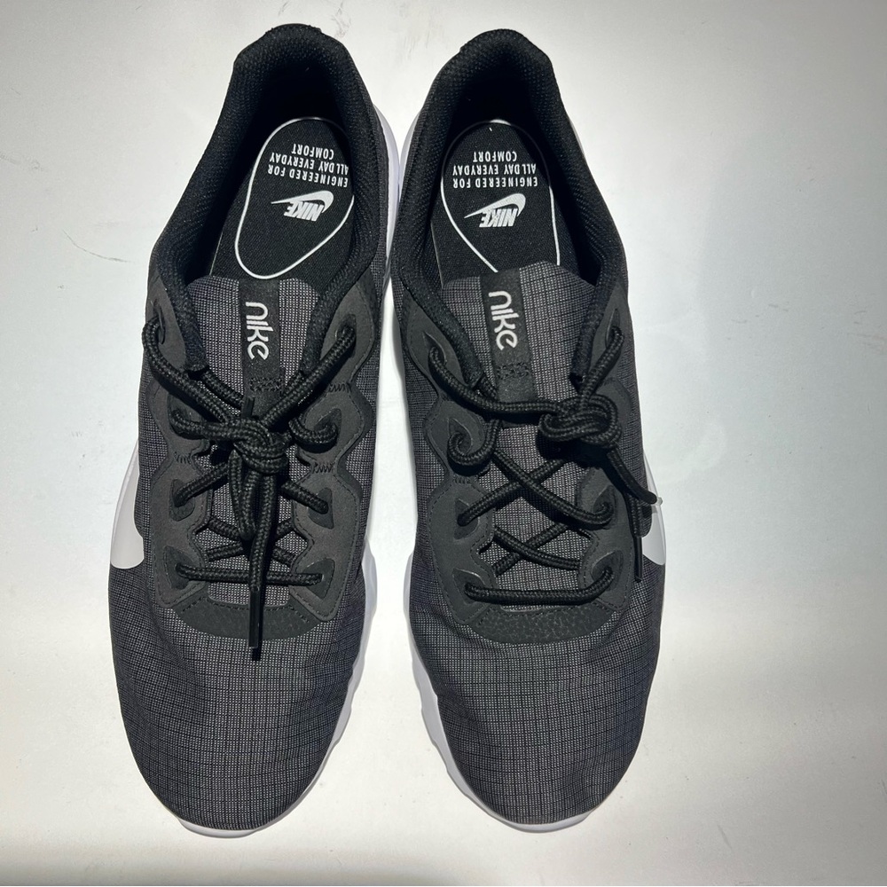 Nike Explore Strada Running.Size Us13. Color Black/White. Brand New. No Box. View 4